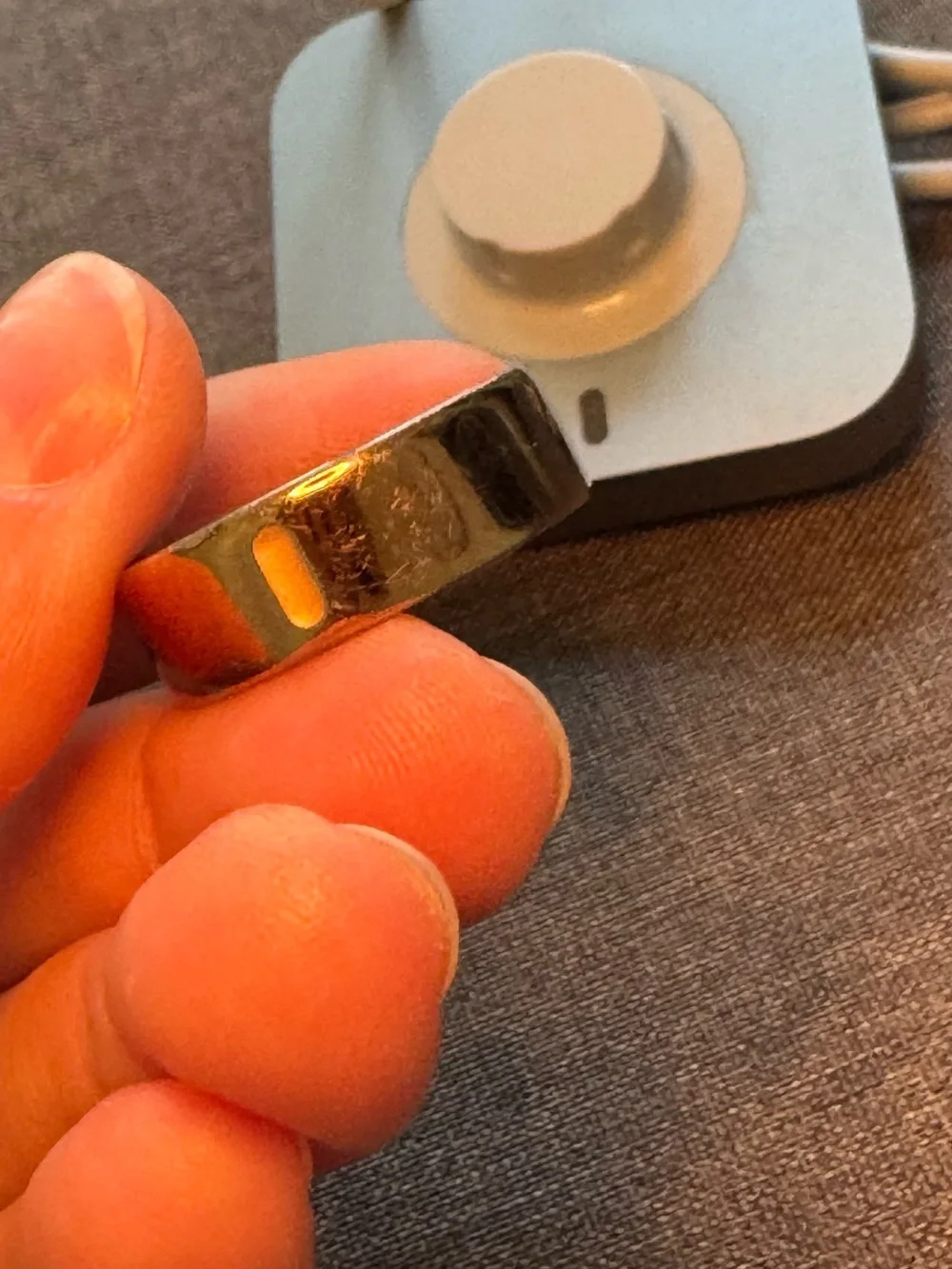 Magnetic Charging Dock for Wearable Ring - Silver
